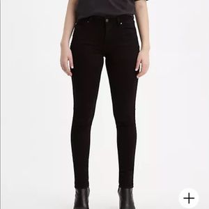 Levi’s Black 711 Skinny Jeans